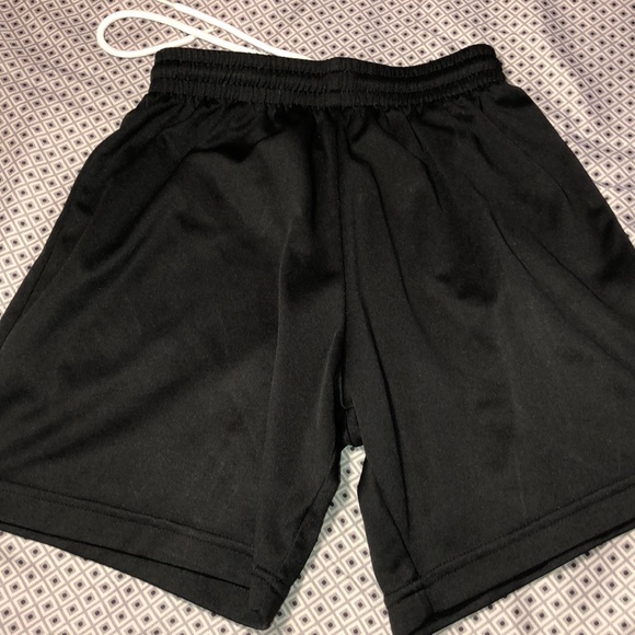 Challenger Teamwear Other - Challenger Teamwear black shorts size Youth med.